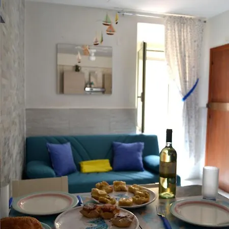 Via Marina 19 - Casa Sul Mare. Buggerru